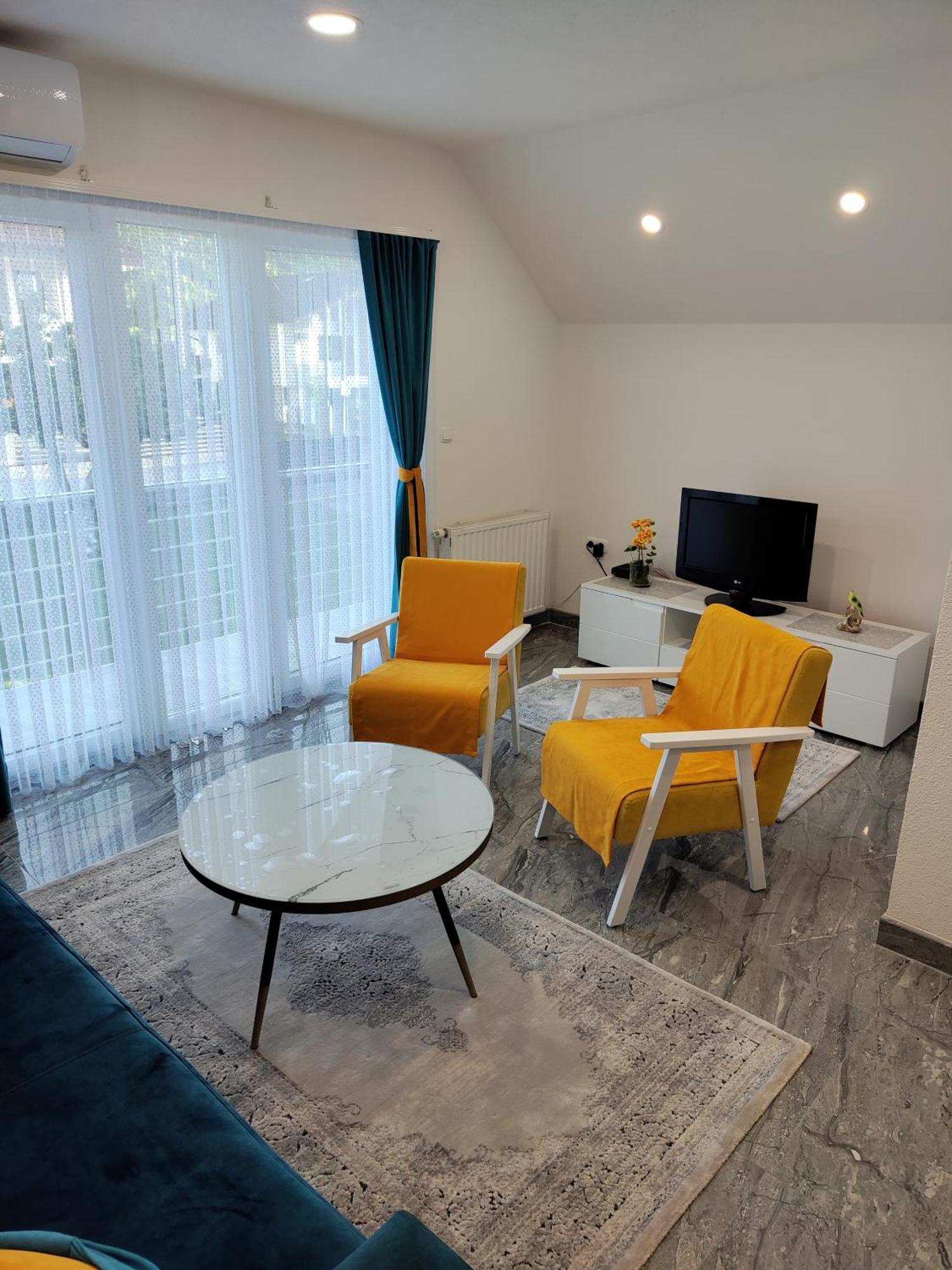 Sofia Apartment *